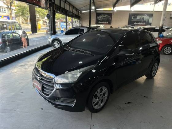 HYUNDAI HB20 1.0 COMFORT 12V FLEX 4P MANUAL HYUNDAI HB20 1.0 COMFORT 12V FLEX 4P MANUAL